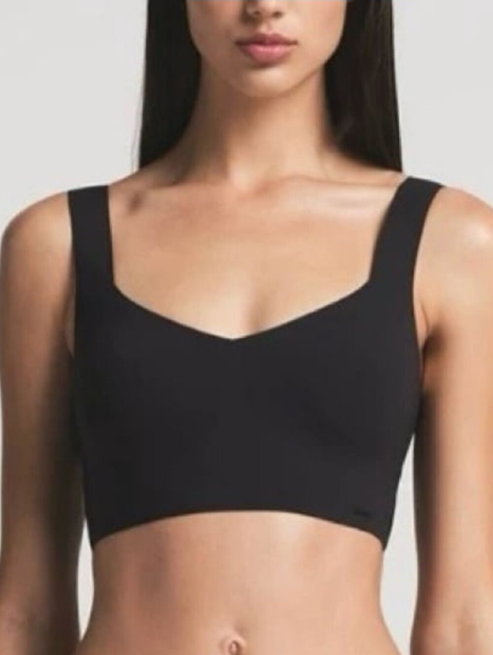 SKIMS NWT Wireless Plunge Longline Bra Size SMALL Onyx Color